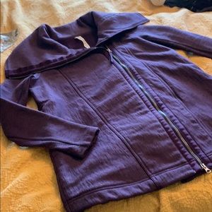 Ladies lululemon cost